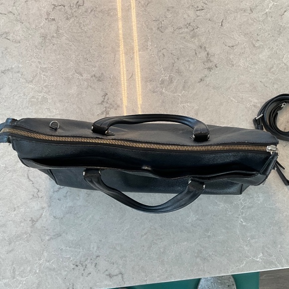 Tumi Black Leather Business Bag Satchel Model 79330D2 - Picture 6 of 12